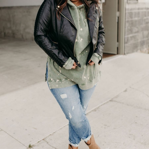 Sold - Picture 5 of 10